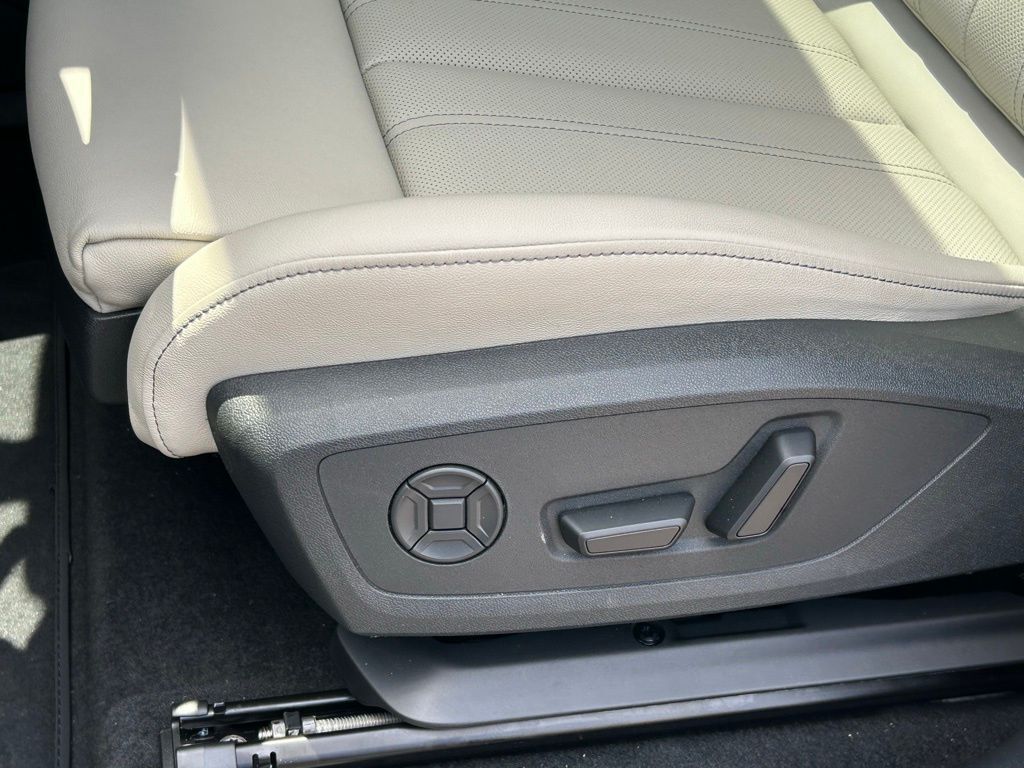 2025 Audi Q6 e-tron Premium Plus Lakeland FL