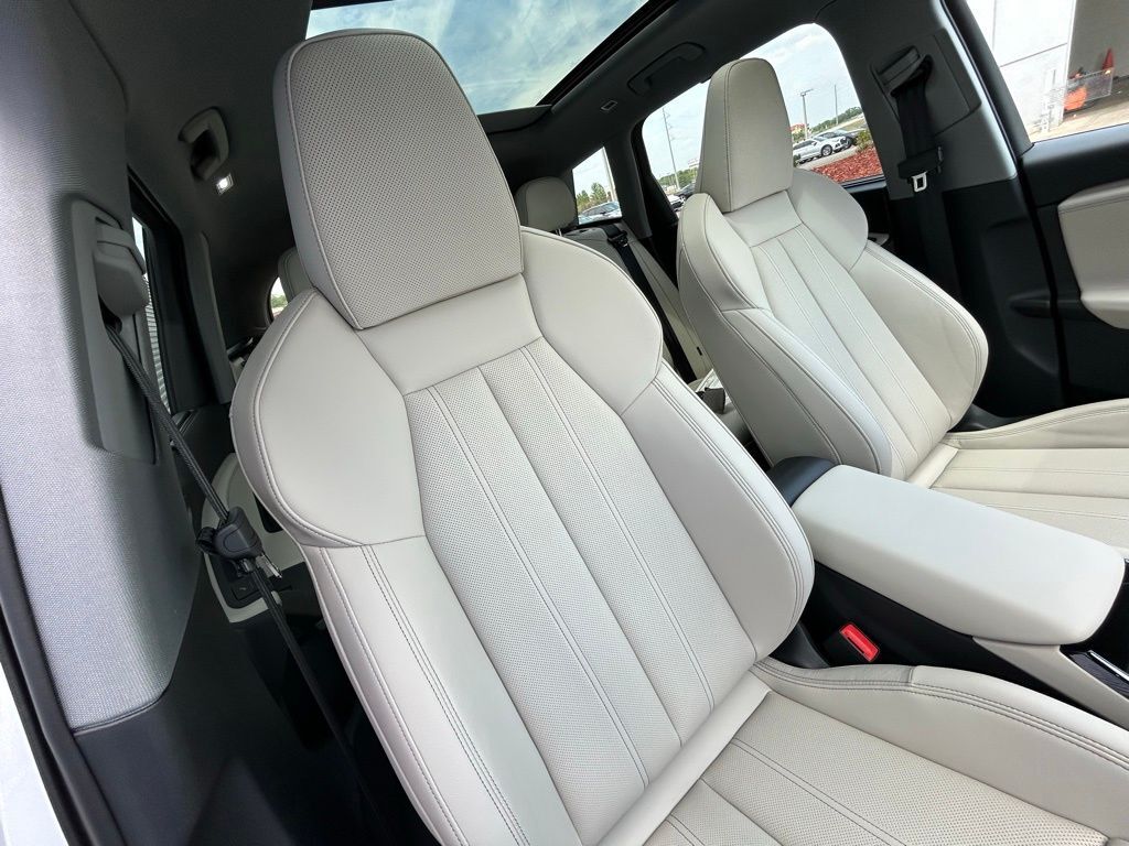 2025 Audi Q6 e-tron Premium Plus Lakeland FL
