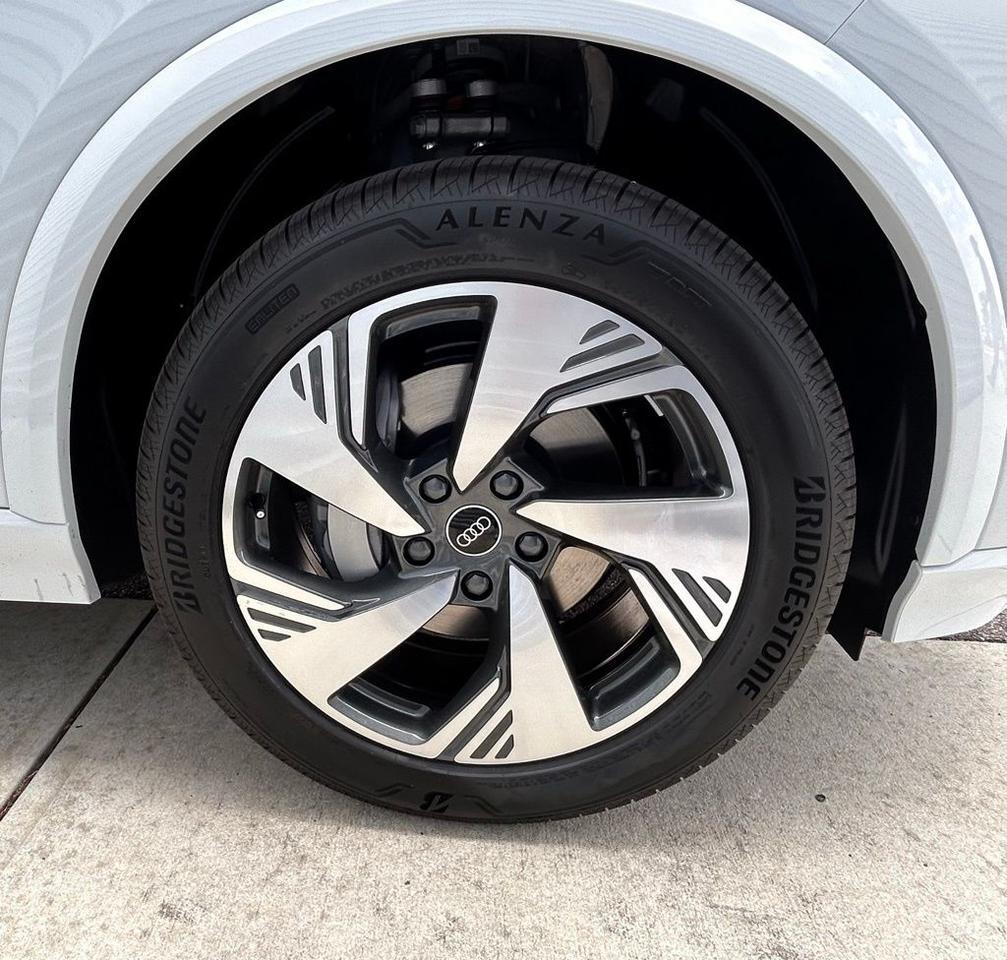 2025 Audi Q6 e-tron Premium Plus Lakeland FL