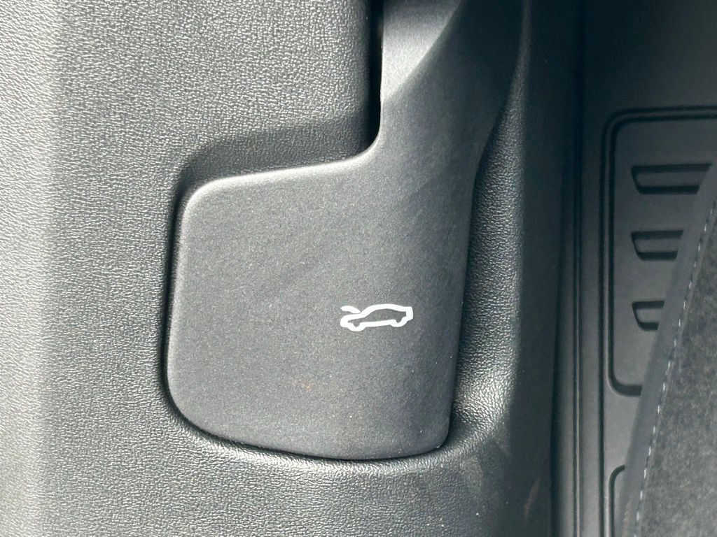 2025 Audi Q6 e-tron Premium Plus Lakeland FL