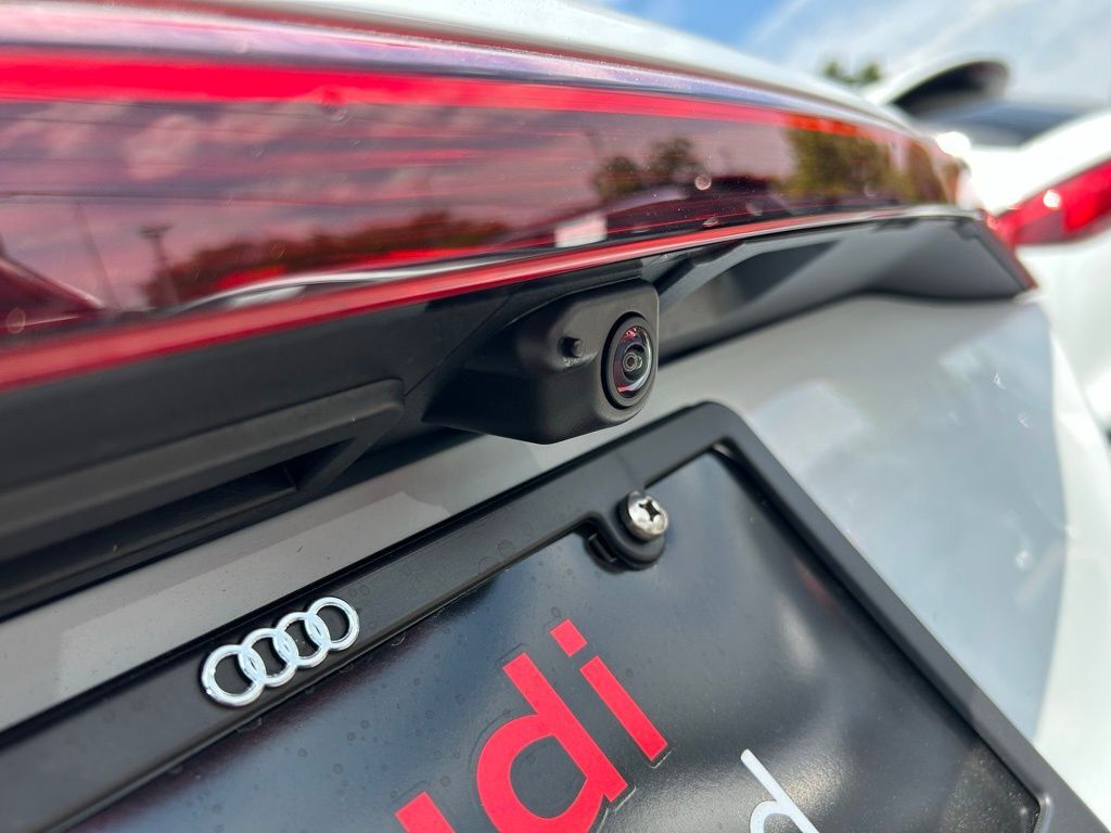 2025 Audi Q6 e-tron Premium Plus Lakeland FL