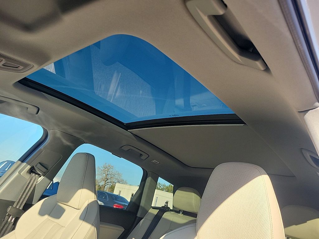 2025 Audi Q6 e-tron Premium Plus Lakeland FL