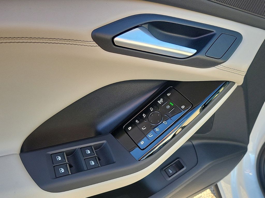 2025 Audi Q6 e-tron Premium Plus Lakeland FL
