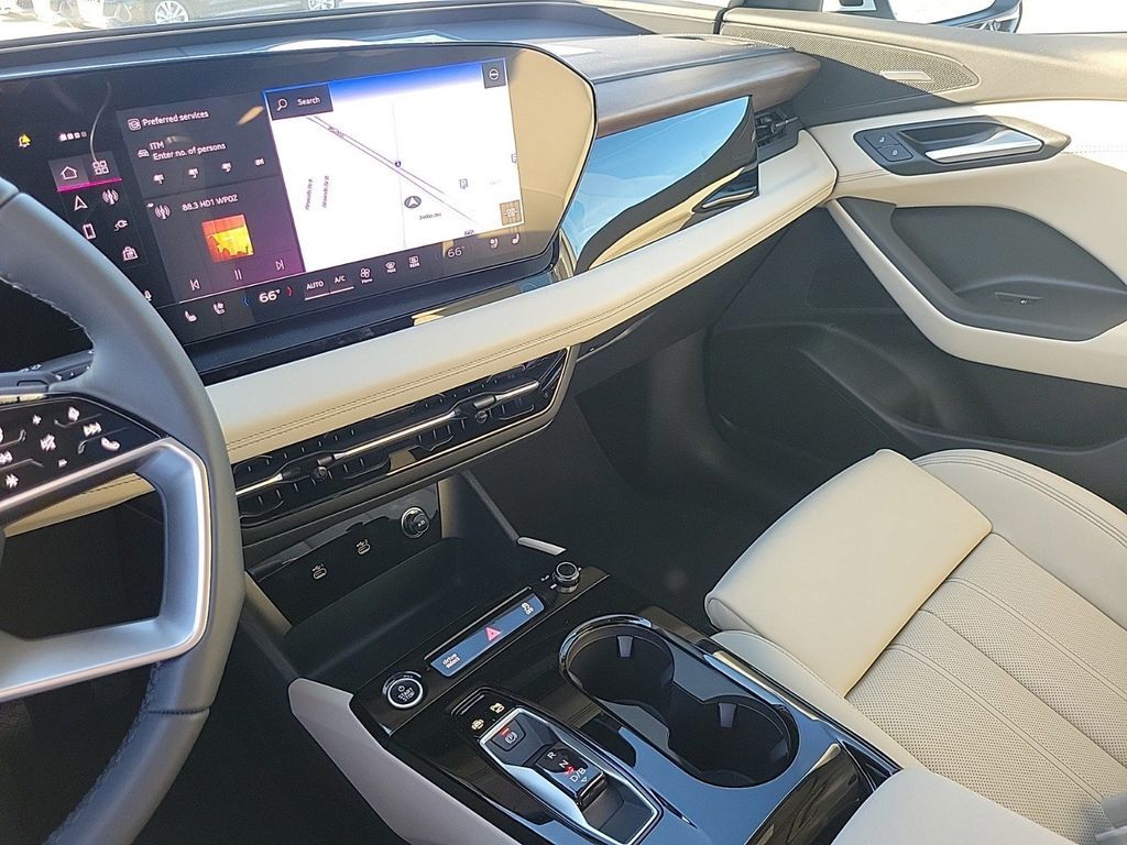 2025 Audi Q6 e-tron Premium Plus Lakeland FL