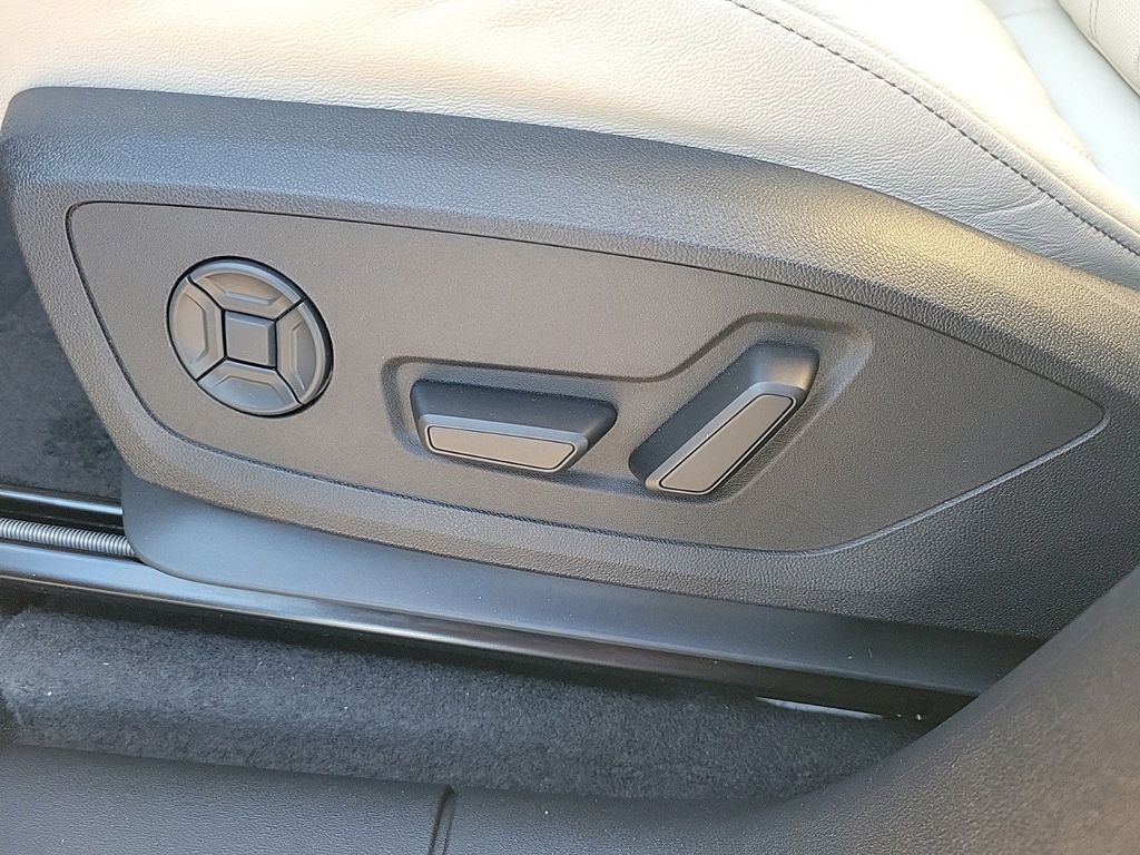 2025 Audi Q6 e-tron Premium Plus Lakeland FL