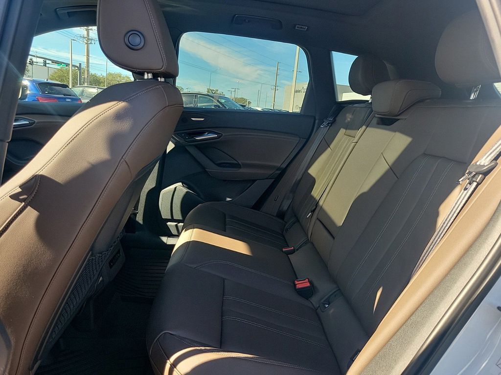 2025 Audi Q6 e-tron Premium Plus Lakeland FL