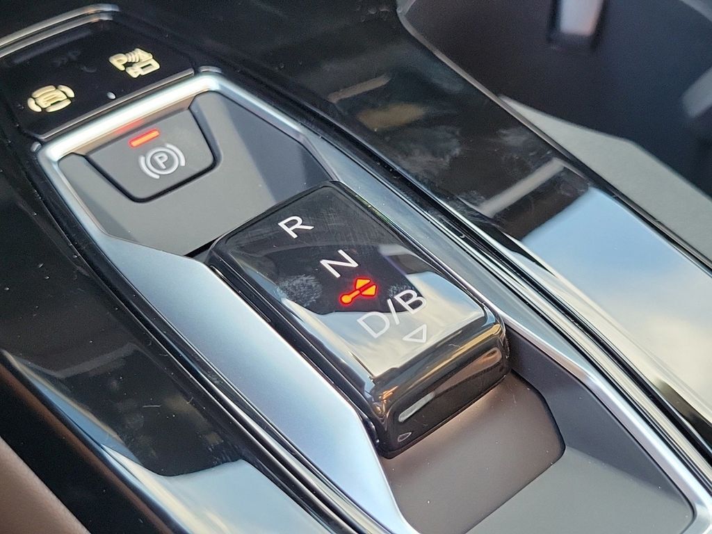2025 Audi Q6 e-tron Premium Plus Lakeland FL