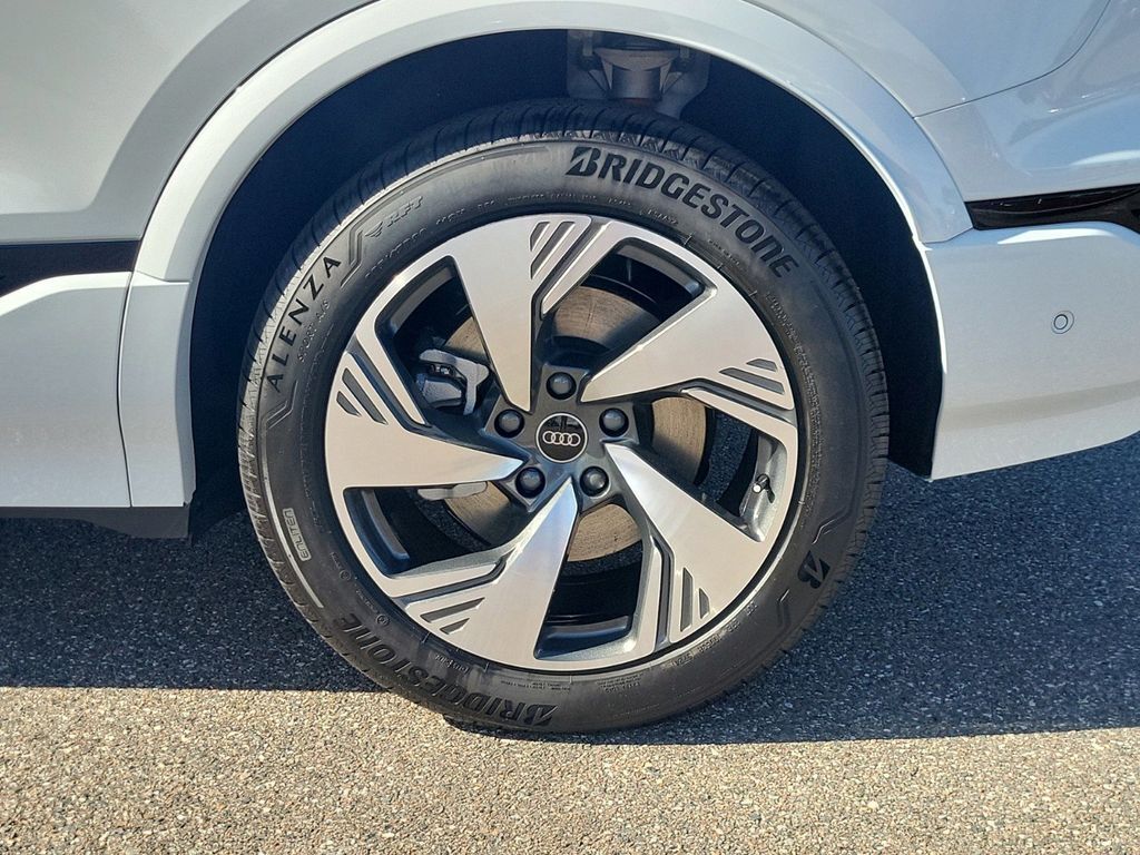 2025 Audi Q6 e-tron Premium Plus Lakeland FL