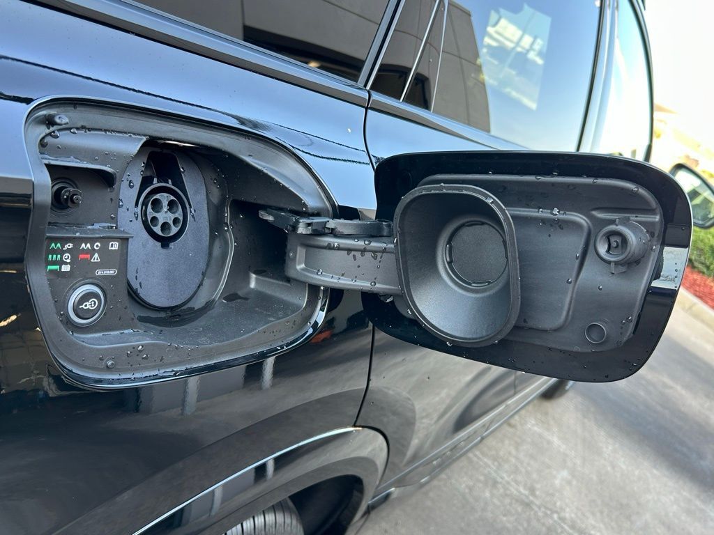 2025 Audi Q6 e-tron Premium Plus Lakeland FL