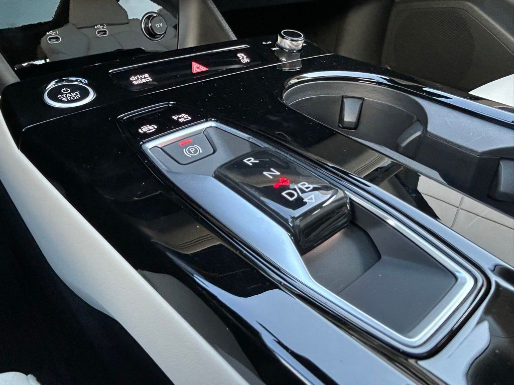 2025 Audi Q6 e-tron Premium Plus Lakeland FL