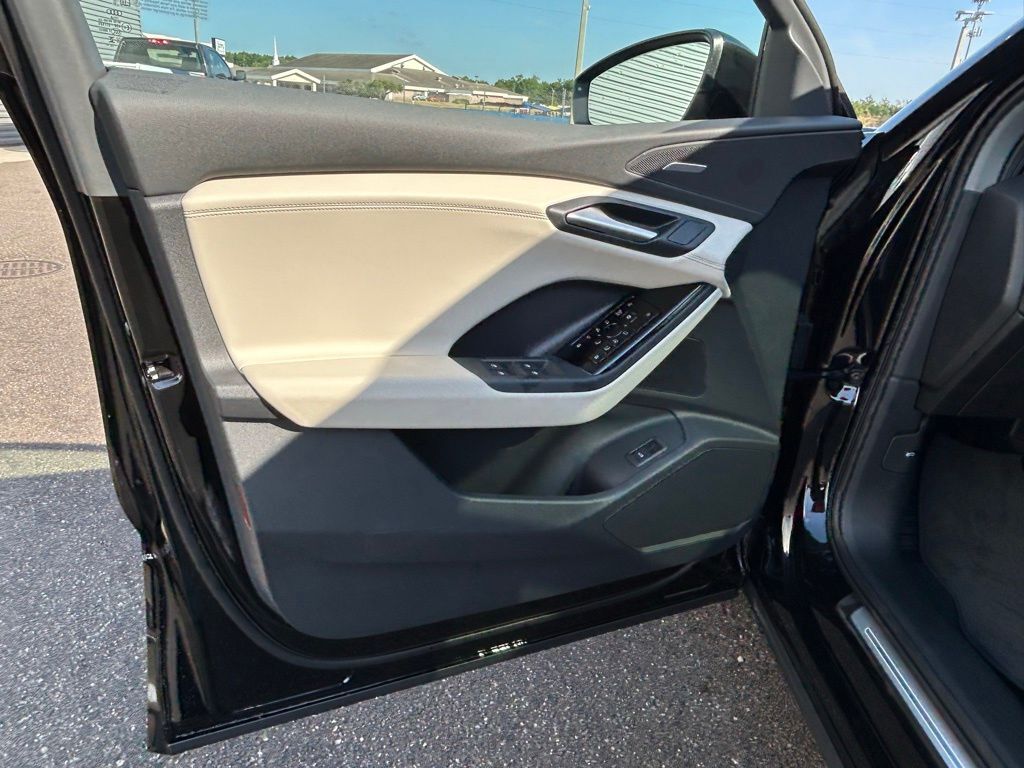 2025 Audi Q6 e-tron Premium Plus Lakeland FL