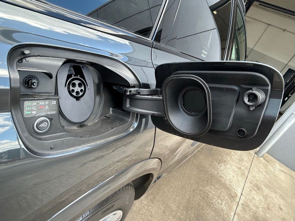 2025 Audi Q6 e-tron Premium Plus Lakeland FL
