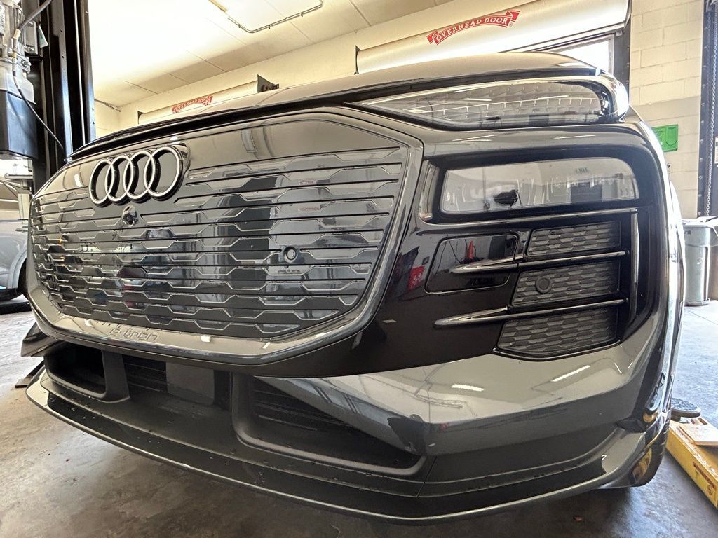 2025 Audi Q6 e-tron Premium Plus Lakeland FL