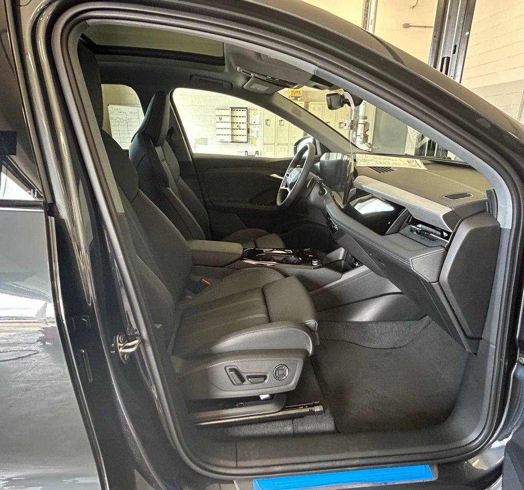 2025 Audi Q6 e-tron Premium Plus Lakeland FL