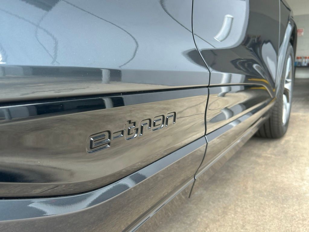 2025 Audi Q6 e-tron Premium Plus Lakeland FL
