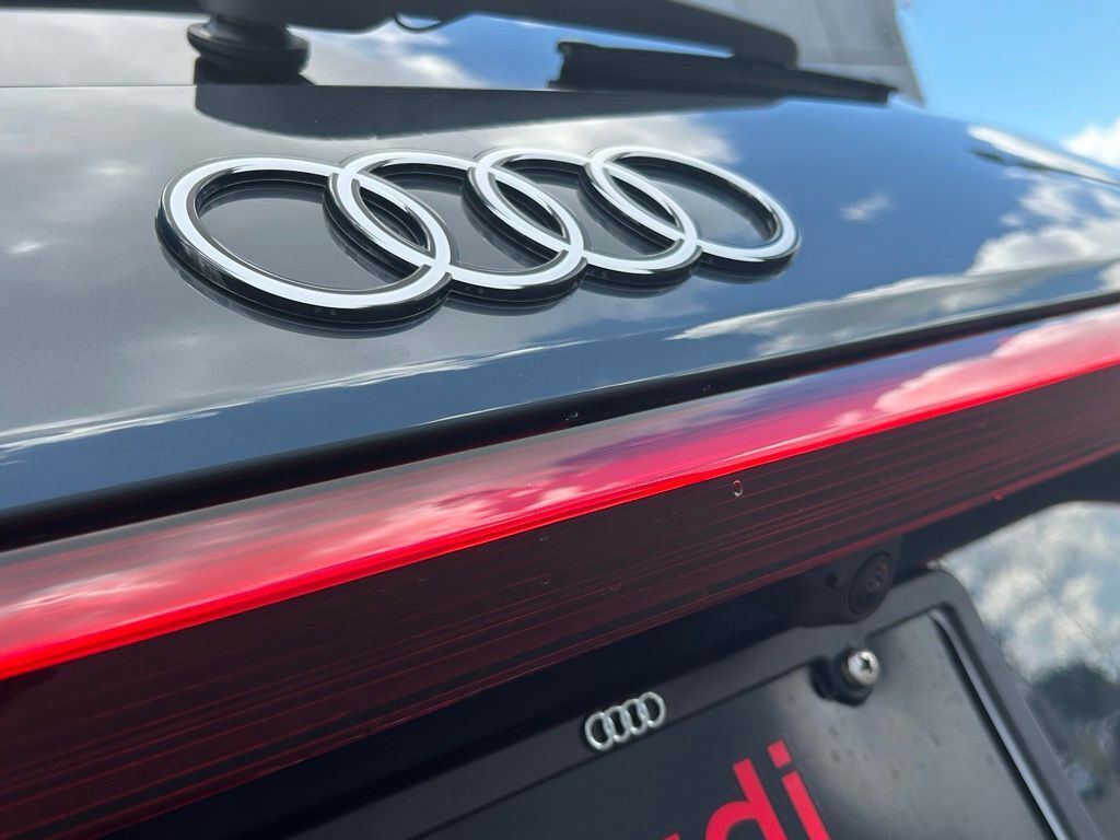 2025 Audi Q6 e-tron Premium Plus Lakeland FL