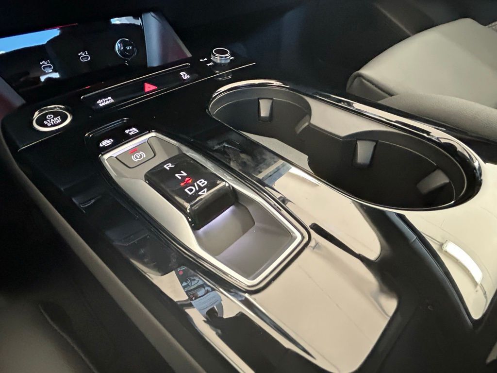 2025 Audi Q6 e-tron Premium Plus Lakeland FL