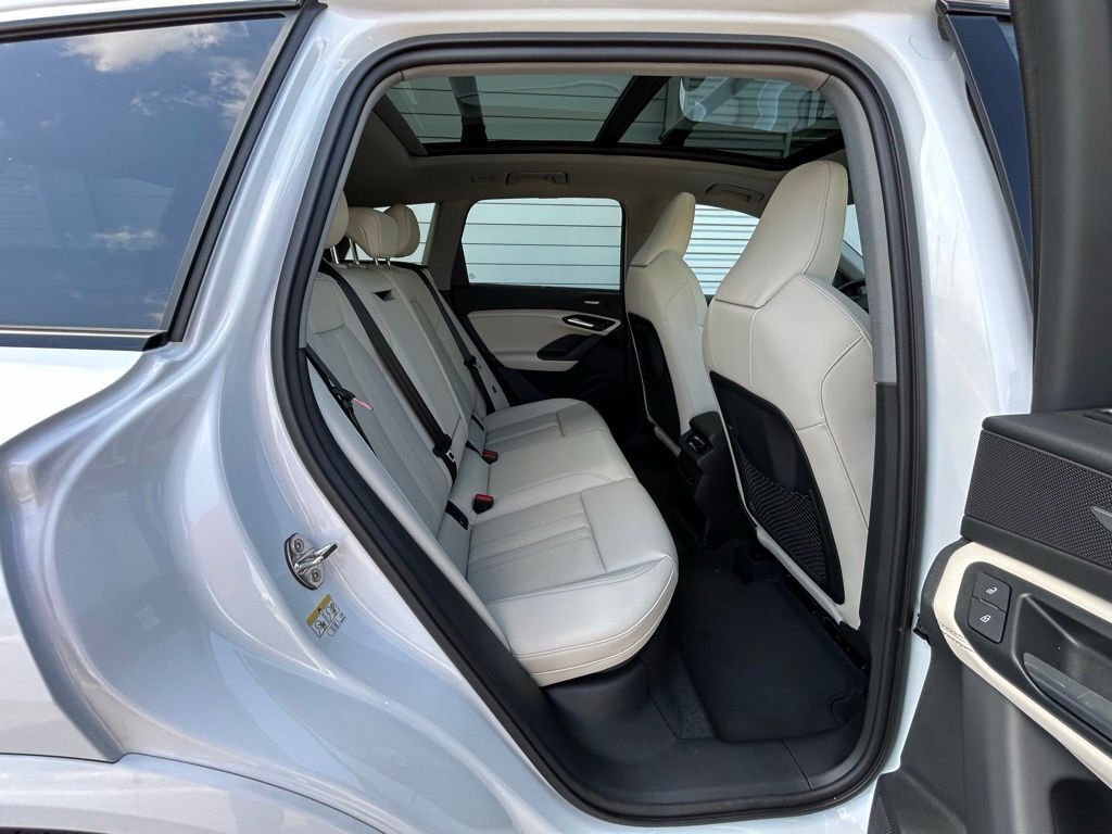 2025 Audi Q6 e-tron Premium Plus Lakeland FL