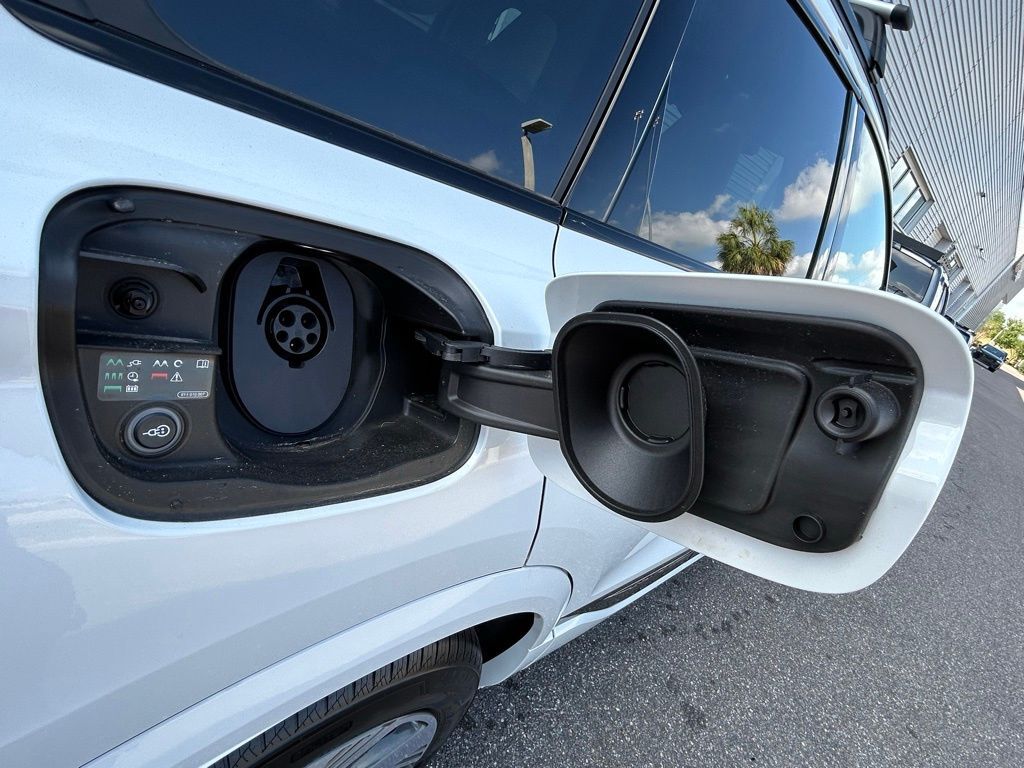 2025 Audi Q6 e-tron Premium Plus Lakeland FL