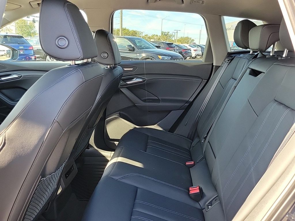 2025 Audi Q6 e-tron Premium Plus Lakeland FL