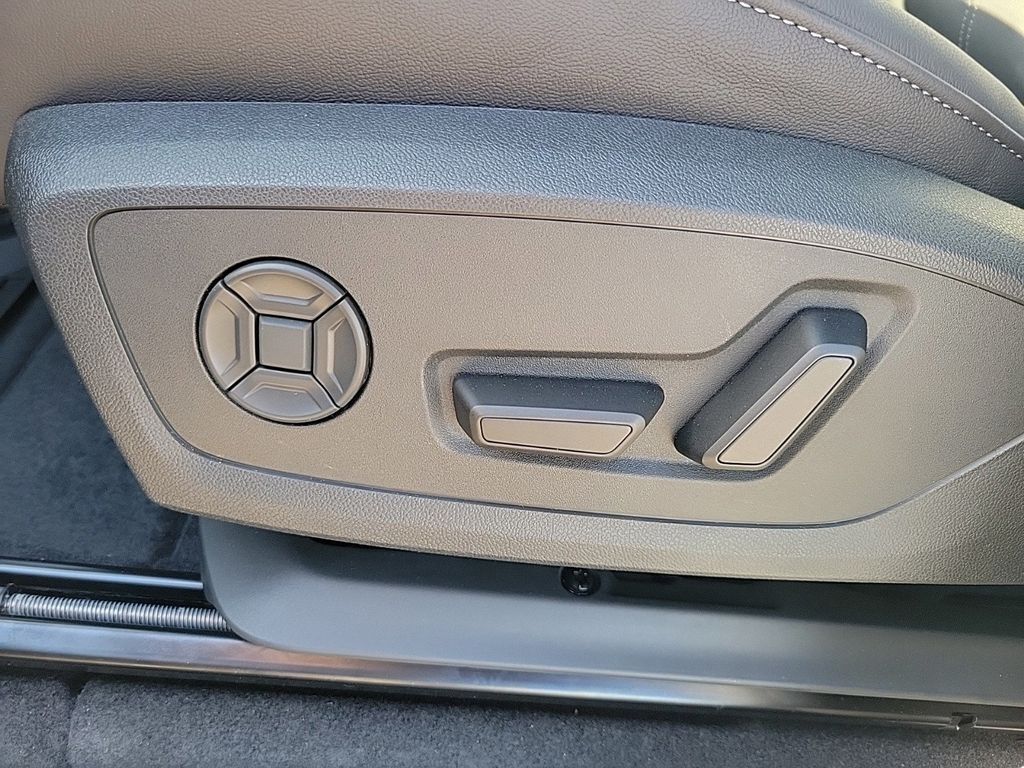 2025 Audi Q6 e-tron Premium Plus Lakeland FL