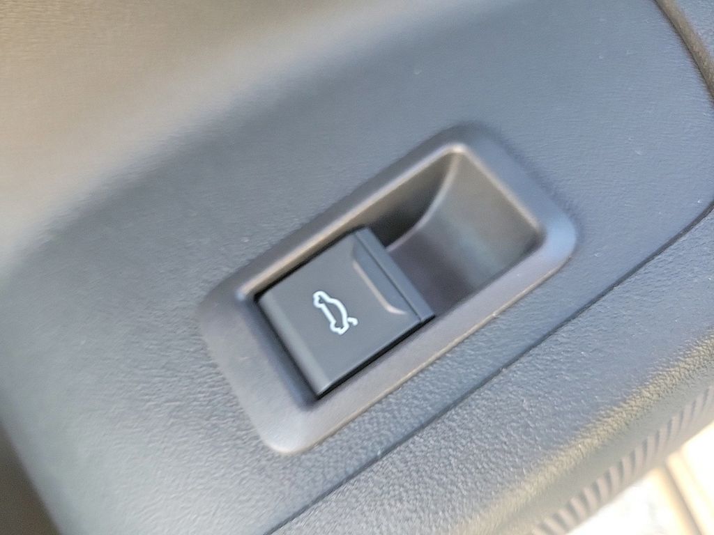 2025 Audi Q6 e-tron Premium Plus Lakeland FL