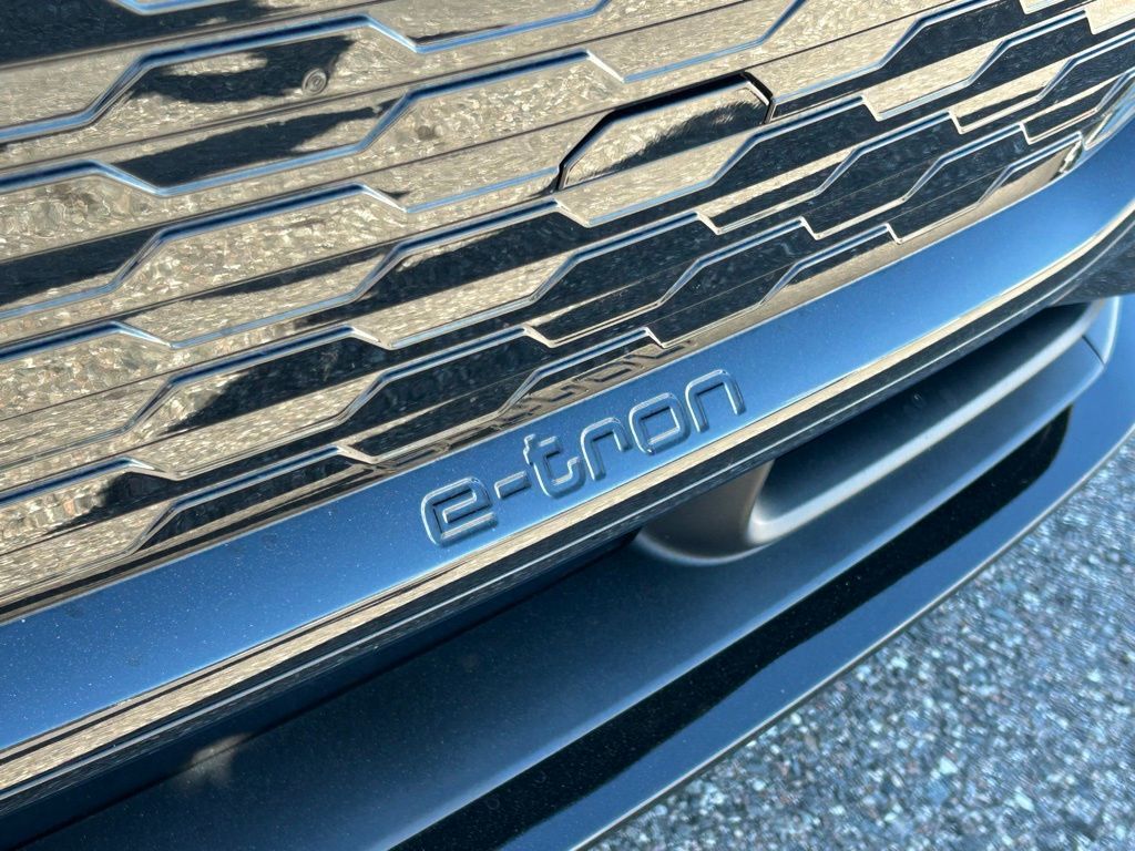 2025 Audi Q6 e-tron Premium Lakeland FL