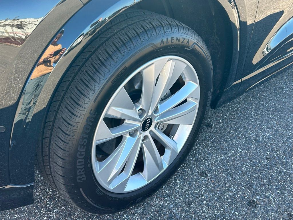 2025 Audi Q6 e-tron Premium Lakeland FL