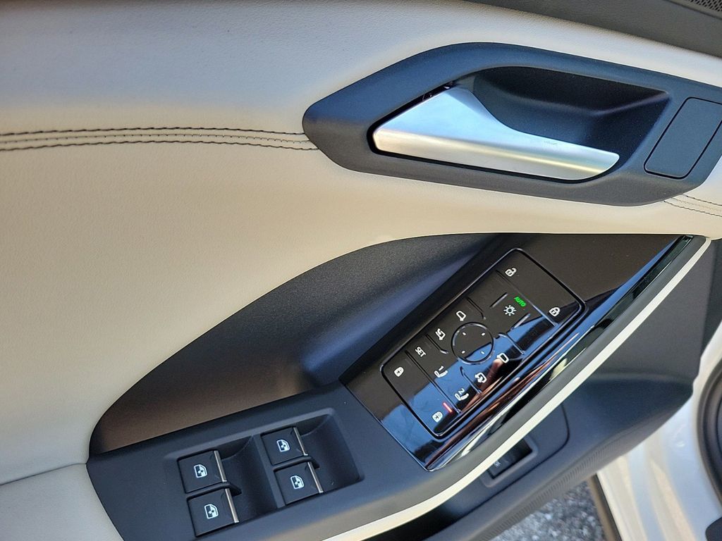 2025 Audi Q6 e-tron Premium Lakeland FL