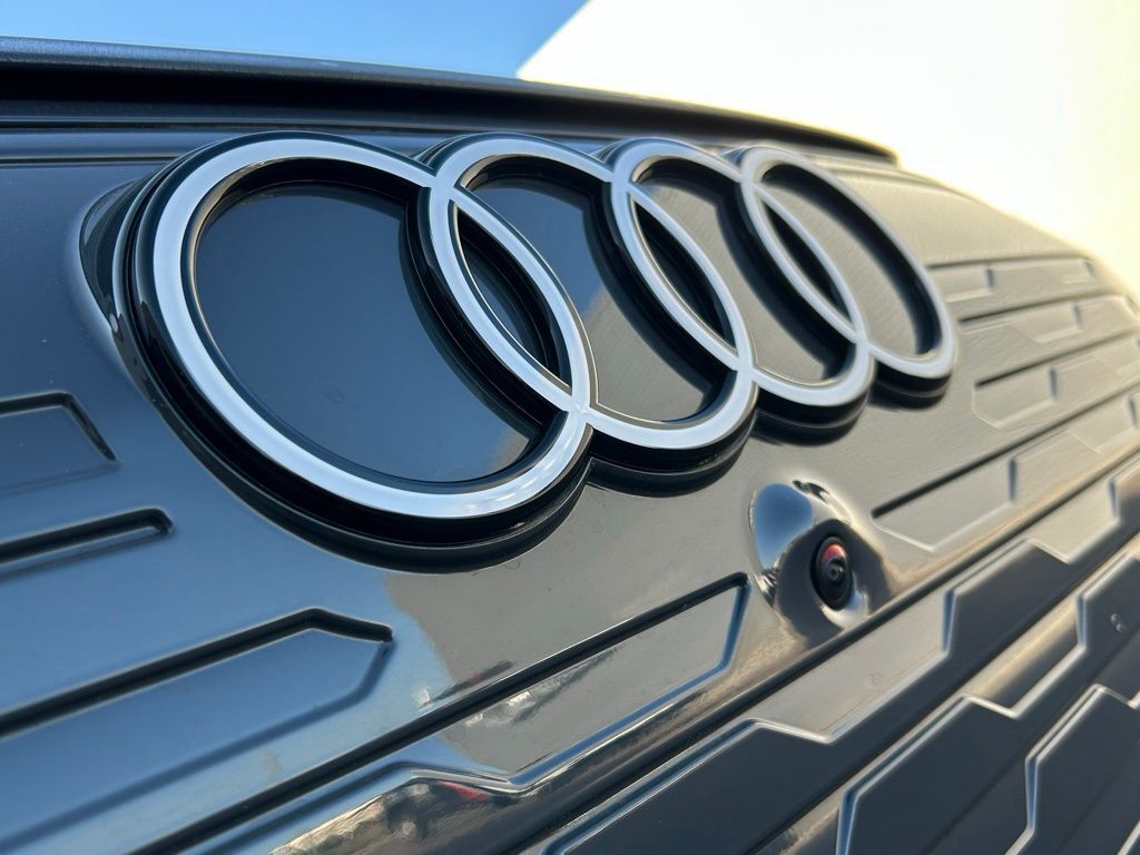 2025 Audi Q6 e-tron Prestige Lakeland FL