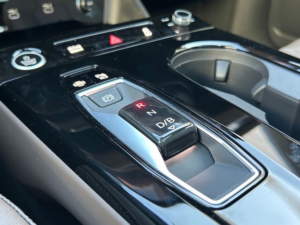 2025 Audi Q6 e-tron Prestige Lakeland FL