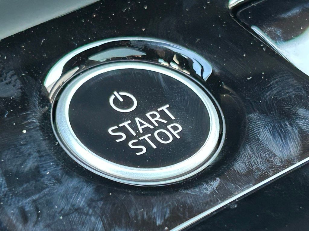 2025 Audi Q6 e-tron Prestige Lakeland FL