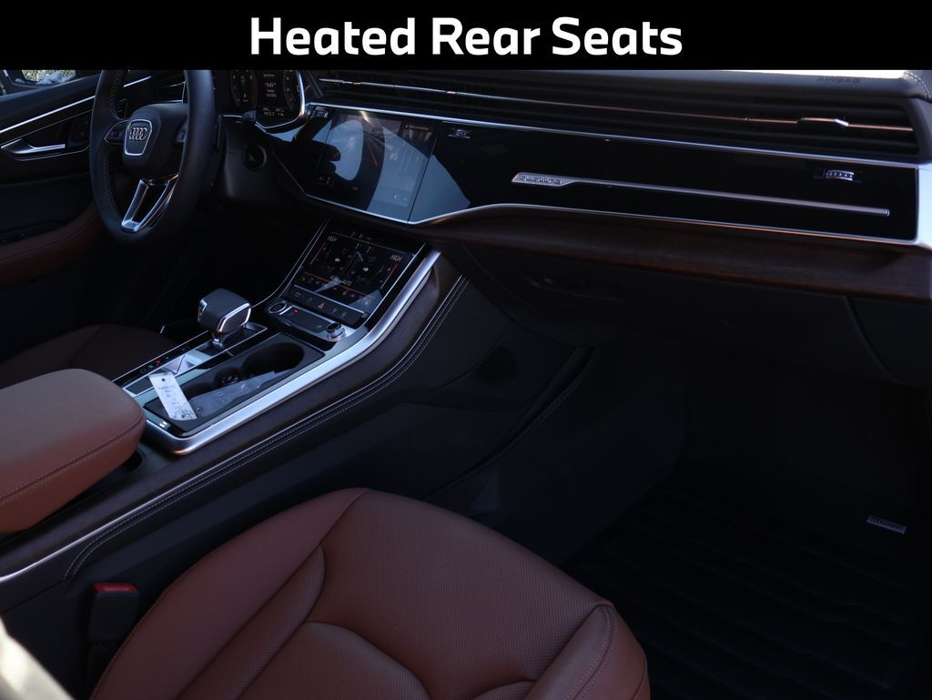 2025 Audi Q7 45 Premium Plus