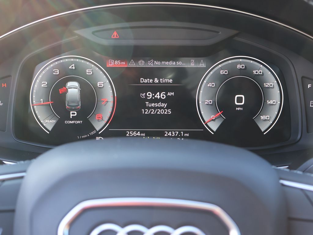 2025 Audi Q7 45 Premium Plus