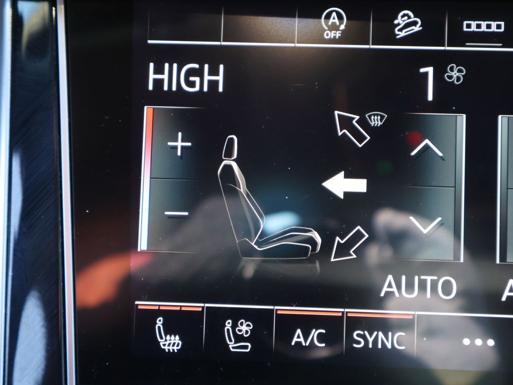 2025 Audi Q7 45 Premium Plus