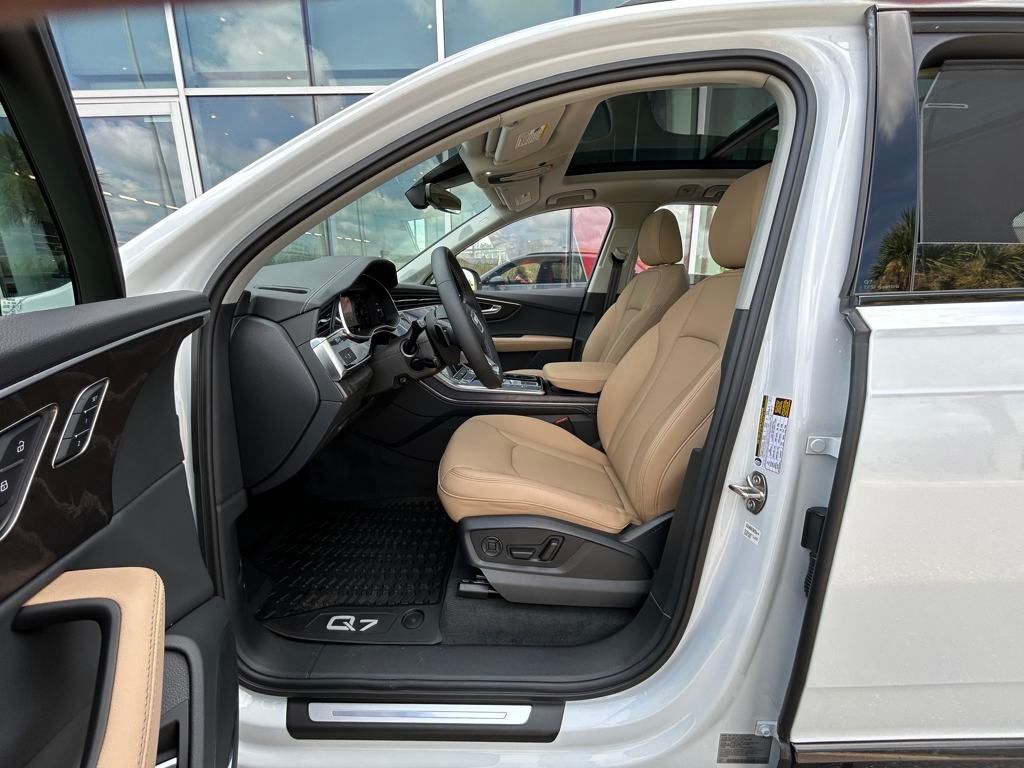 2025 Audi Q7 45 Premium Plus Lakeland FL