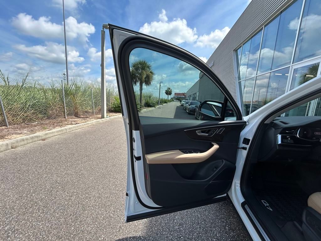 2025 Audi Q7 45 Premium Plus Lakeland FL
