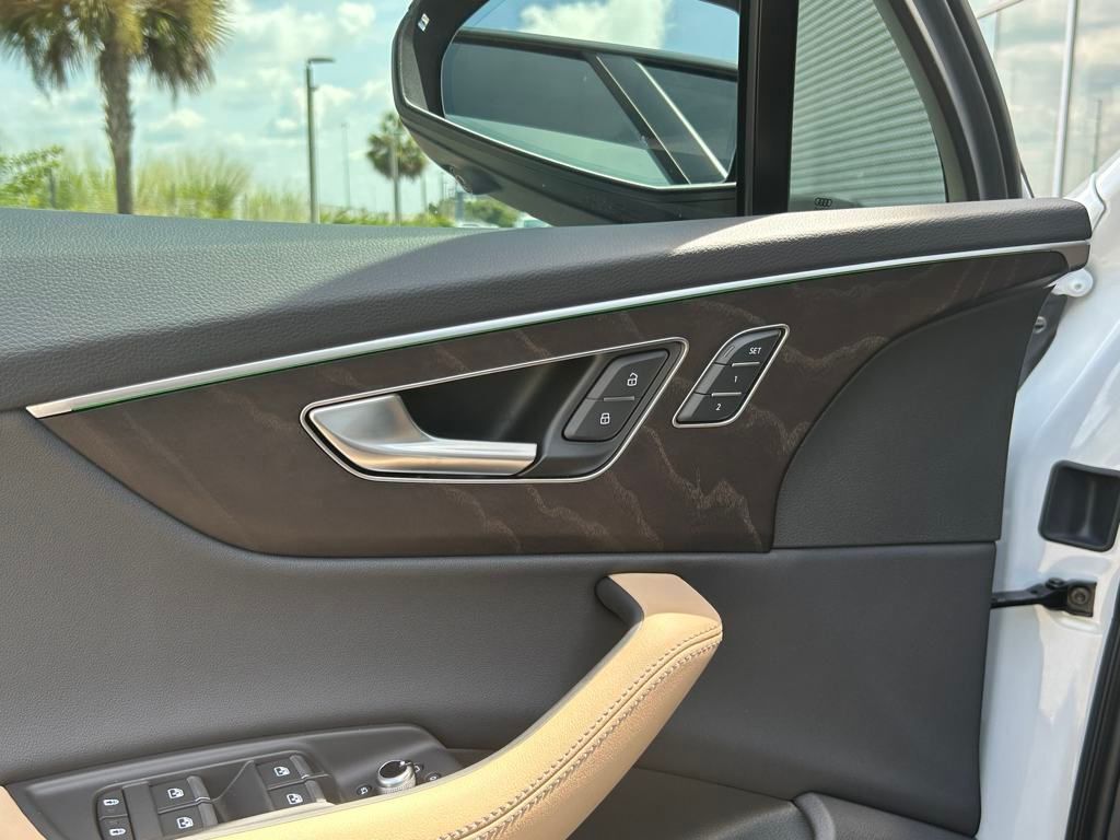 2025 Audi Q7 45 Premium Plus Lakeland FL