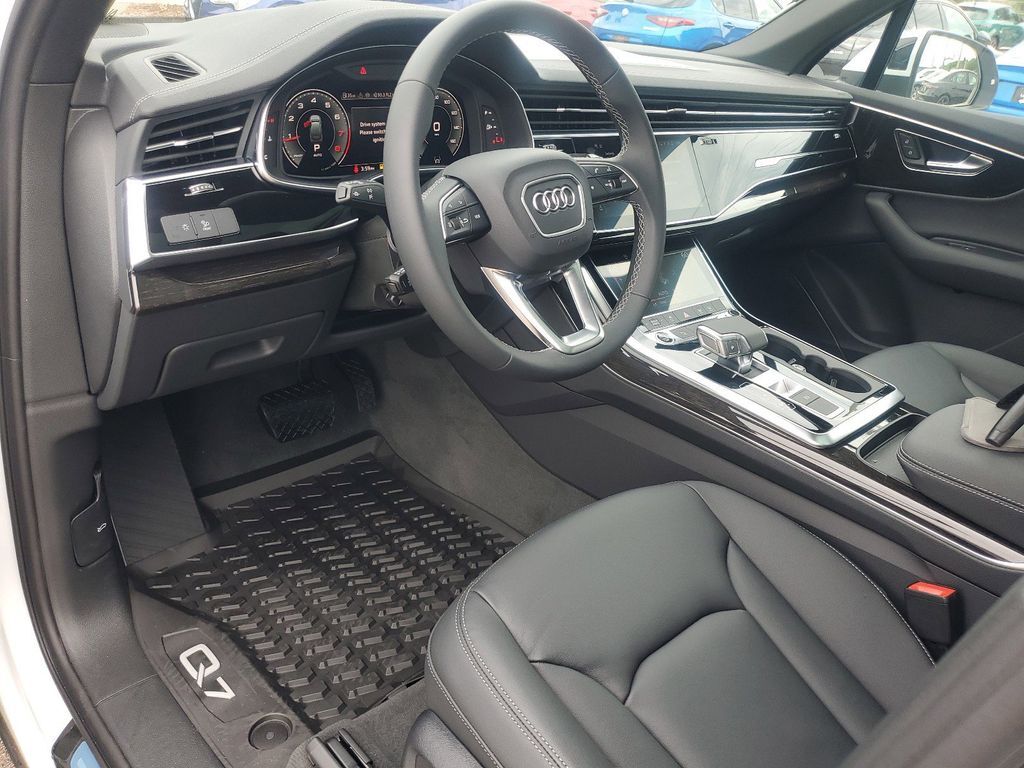 2025 Audi Q7 45 Premium Lakeland FL