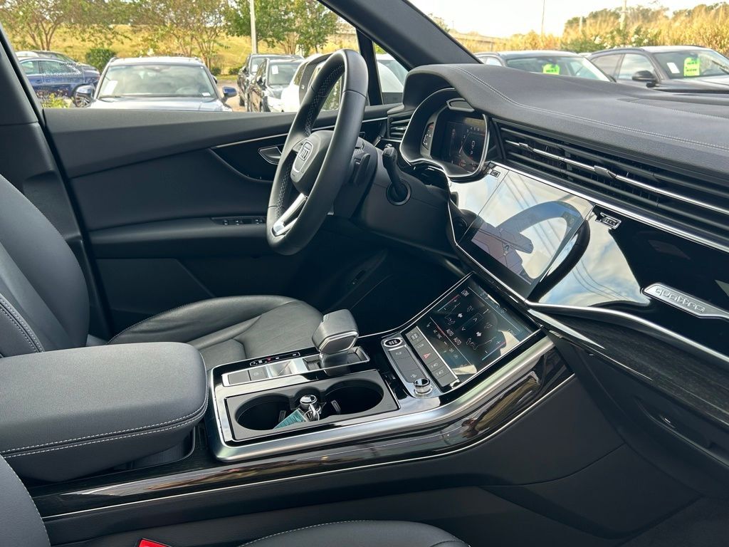 2025 Audi Q7 45 Premium Lakeland FL