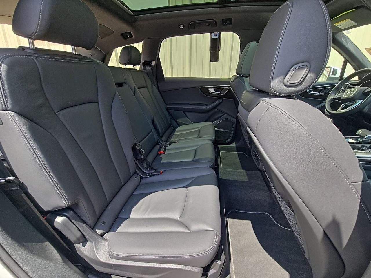 2025 Audi Q7 55 Premium Plus Watertown SD 2025 Audi Q7 55 Premium Plus Watertown SD