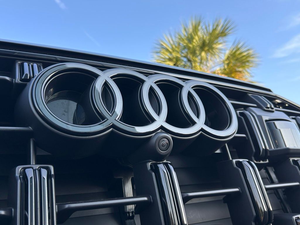 2025 Audi Q7 55 Premium Plus Lakeland FL