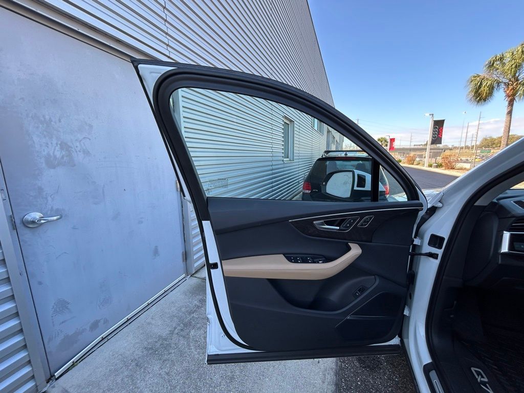 2025 Audi Q7 55 Premium Plus Lakeland FL