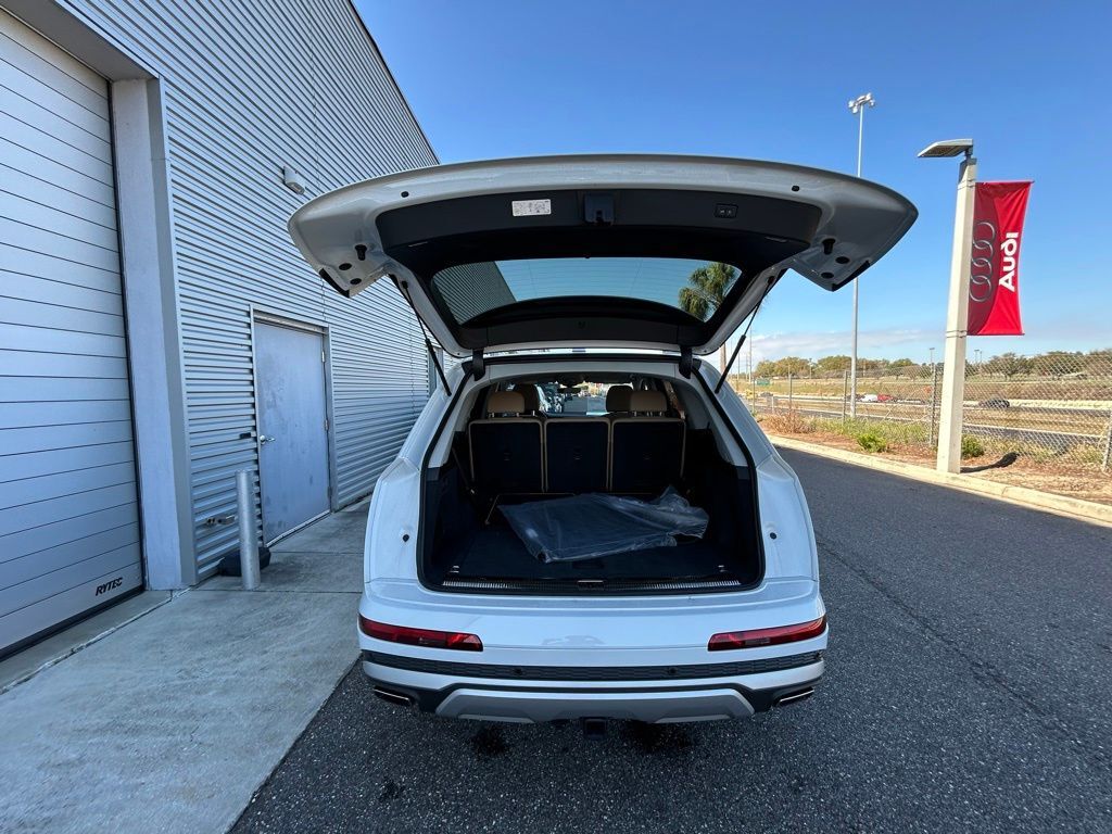 2025 Audi Q7 55 Premium Plus Lakeland FL
