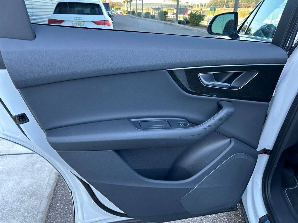 2025 Audi Q7 55 Premium Lakeland FL