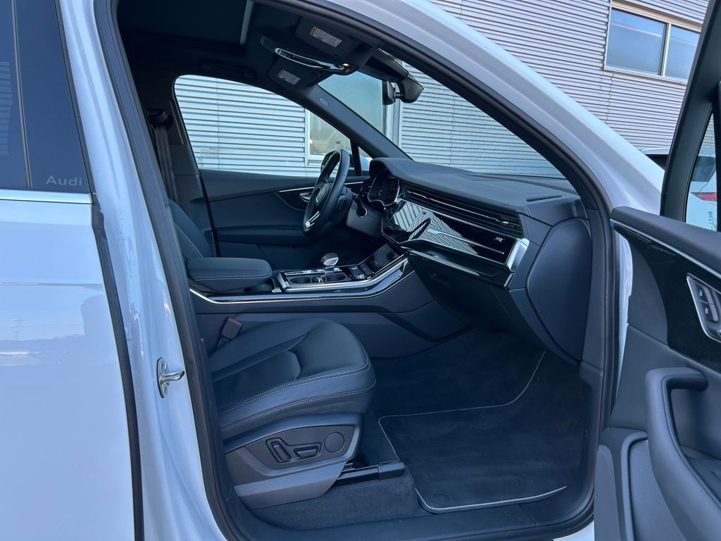 2025 Audi Q7 55 Premium Lakeland FL