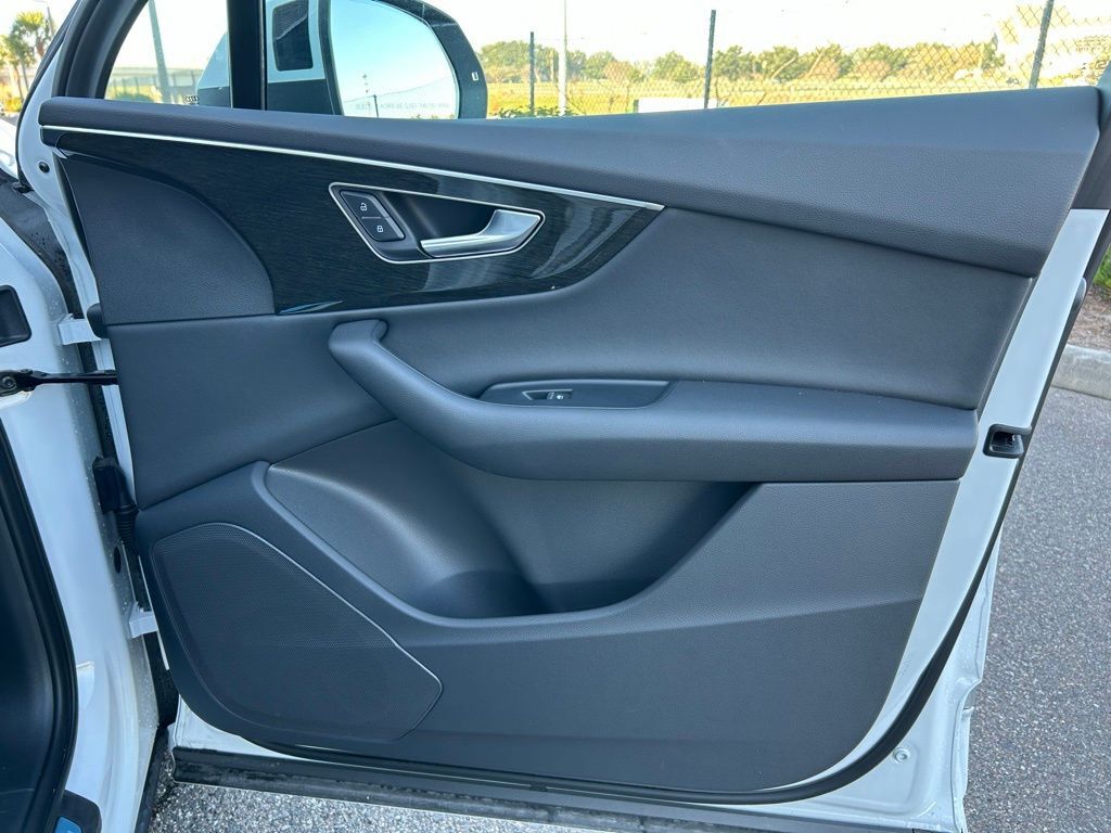 2025 Audi Q7 55 Premium Lakeland FL