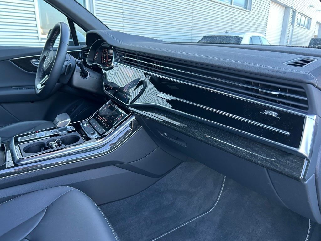 2025 Audi Q7 55 Premium Lakeland FL