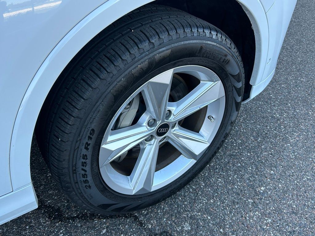 2025 Audi Q7 55 Premium Lakeland FL