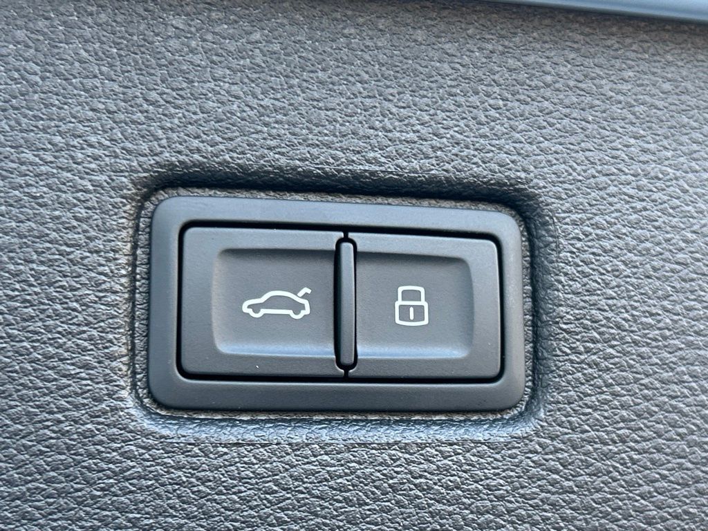 2025 Audi Q7 55 Premium Lakeland FL